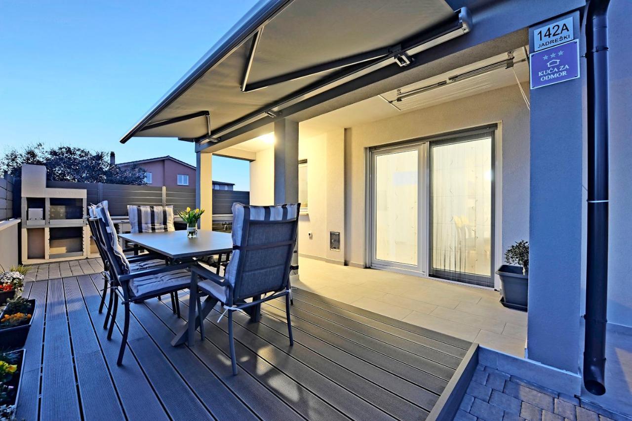 Casa Tara Three-Bedroom Holiday Home Pula Luaran gambar
