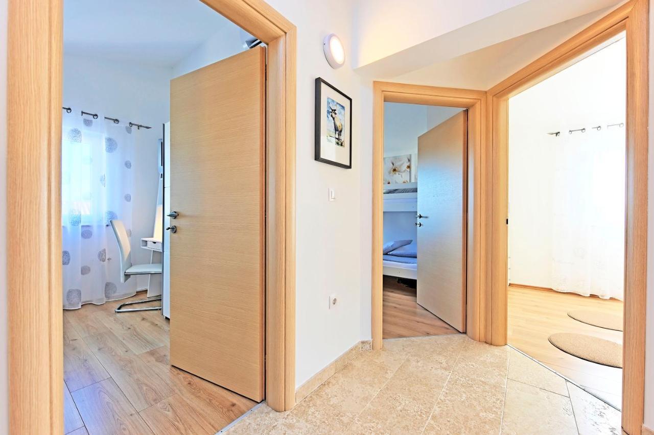Casa Tara Three-Bedroom Holiday Home Pula Luaran gambar