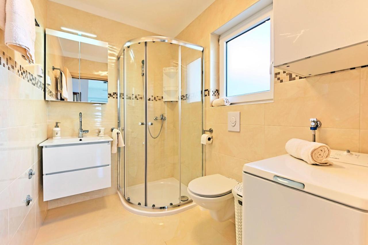 Casa Tara Three-Bedroom Holiday Home Pula Luaran gambar