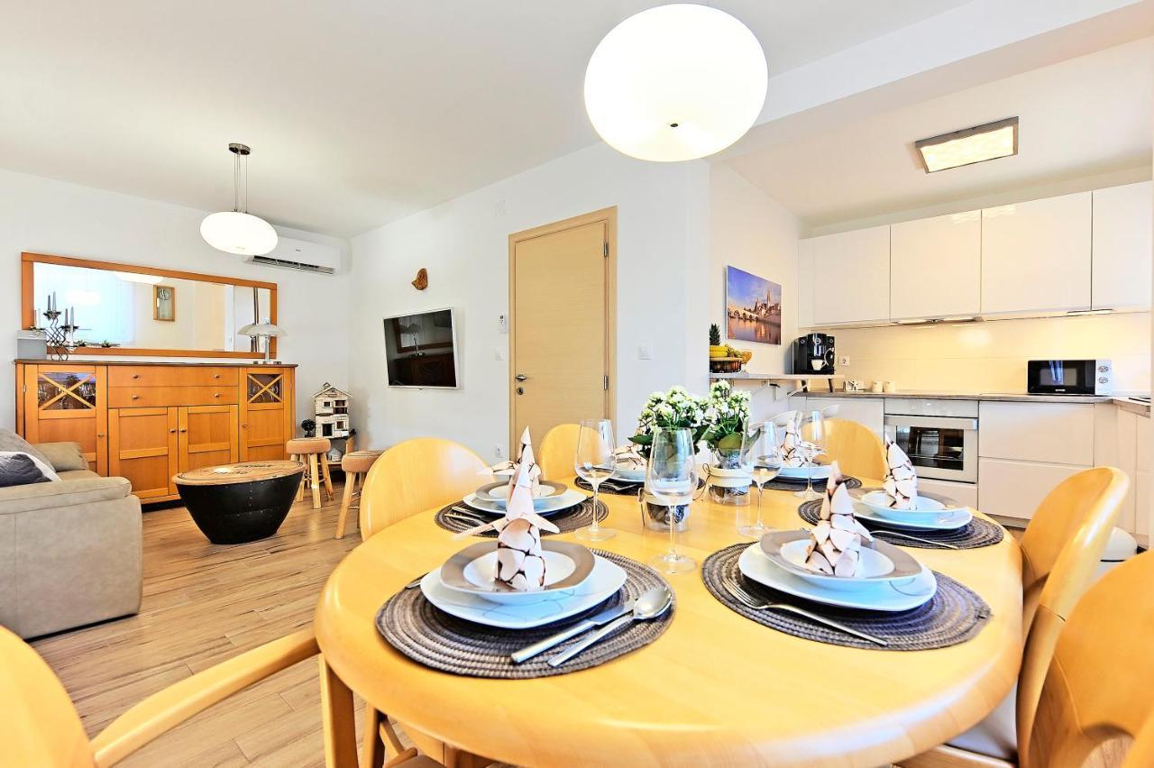 Casa Tara Three-Bedroom Holiday Home Pula Luaran gambar